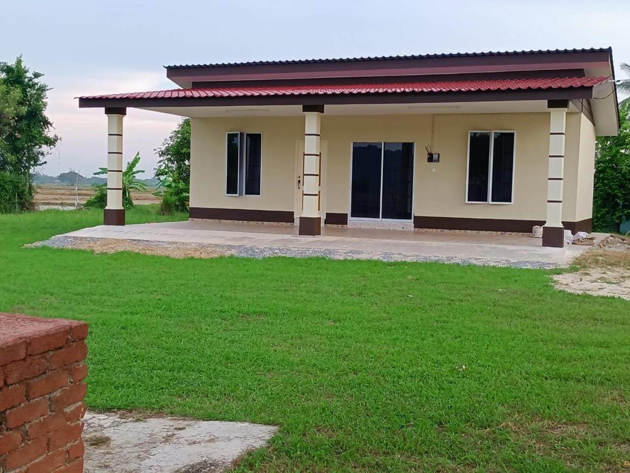 Heal Inn Roomstay- Islamic Guest Kangar Esterno foto